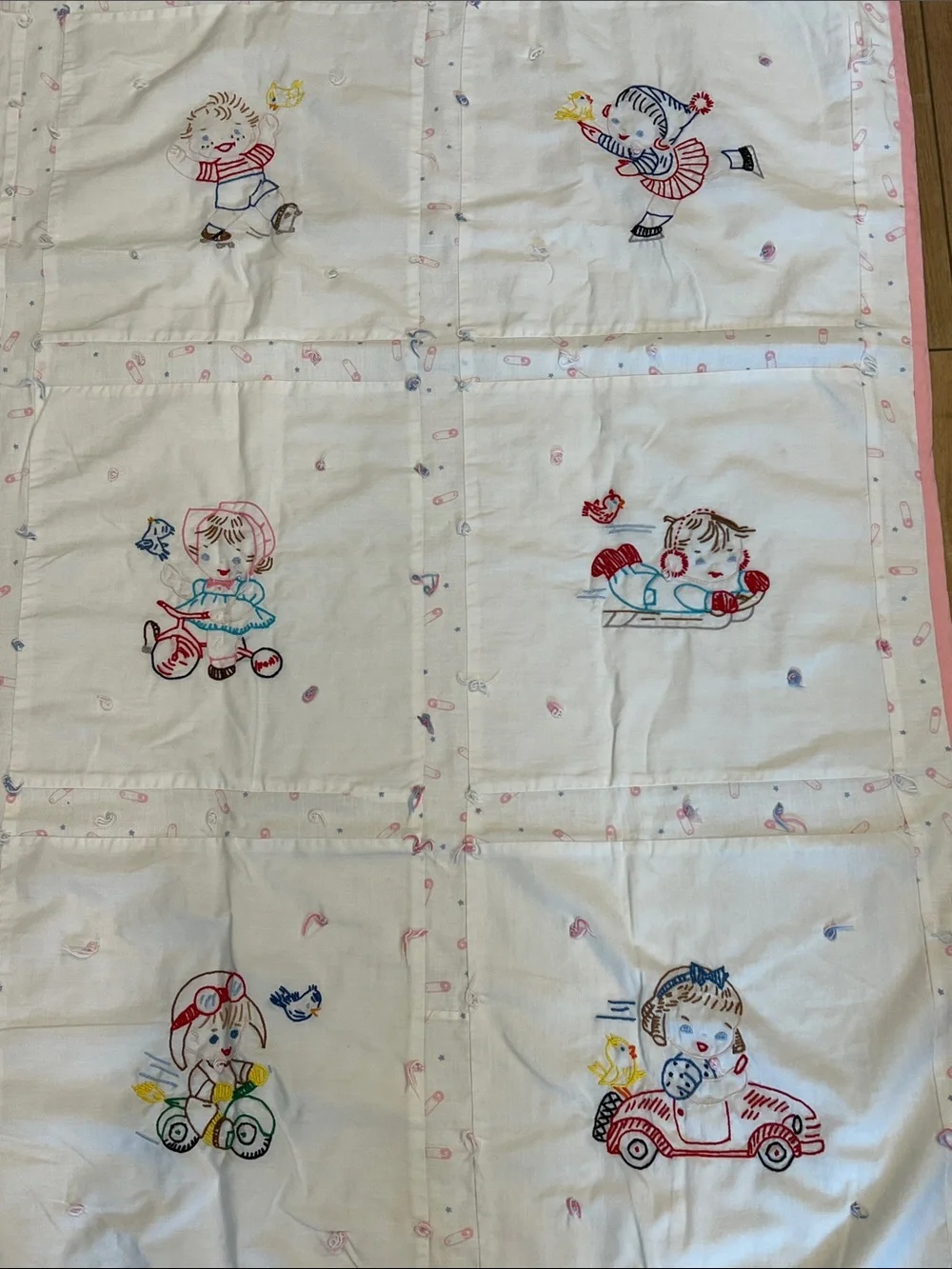 Vintage Floor Blanket - tummy time, baby blanket, quilt, 39x53”, embroidered